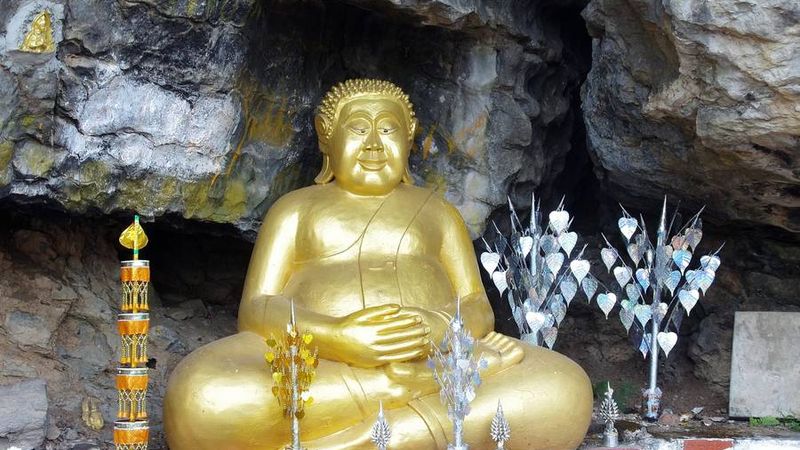 Buddha-Statue in der Pak Ou-Höhle