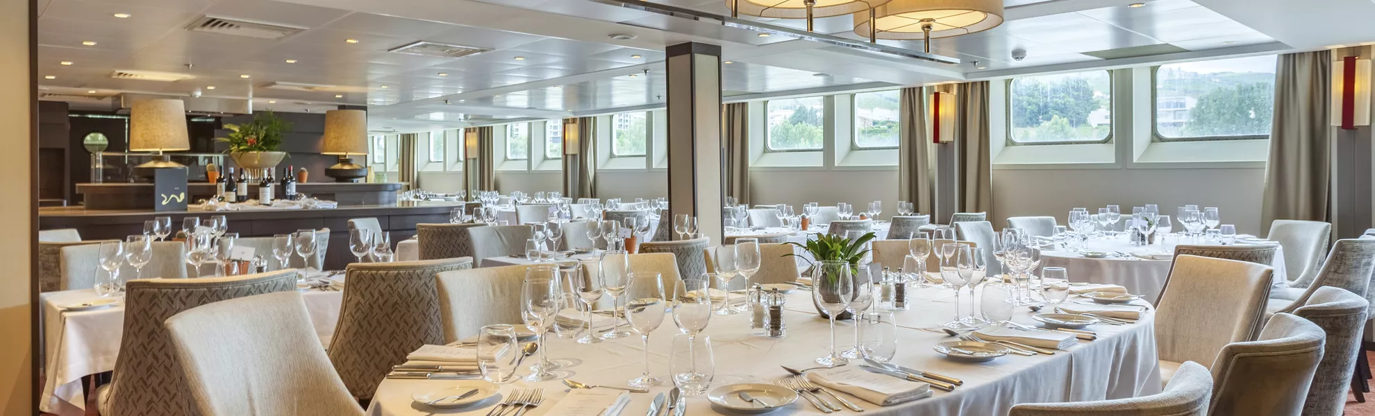 Restaurant - © 
