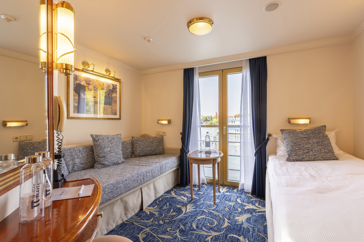 2-Bettkabine Oberdeck (ca. 12 m²) mit franz. Balkon