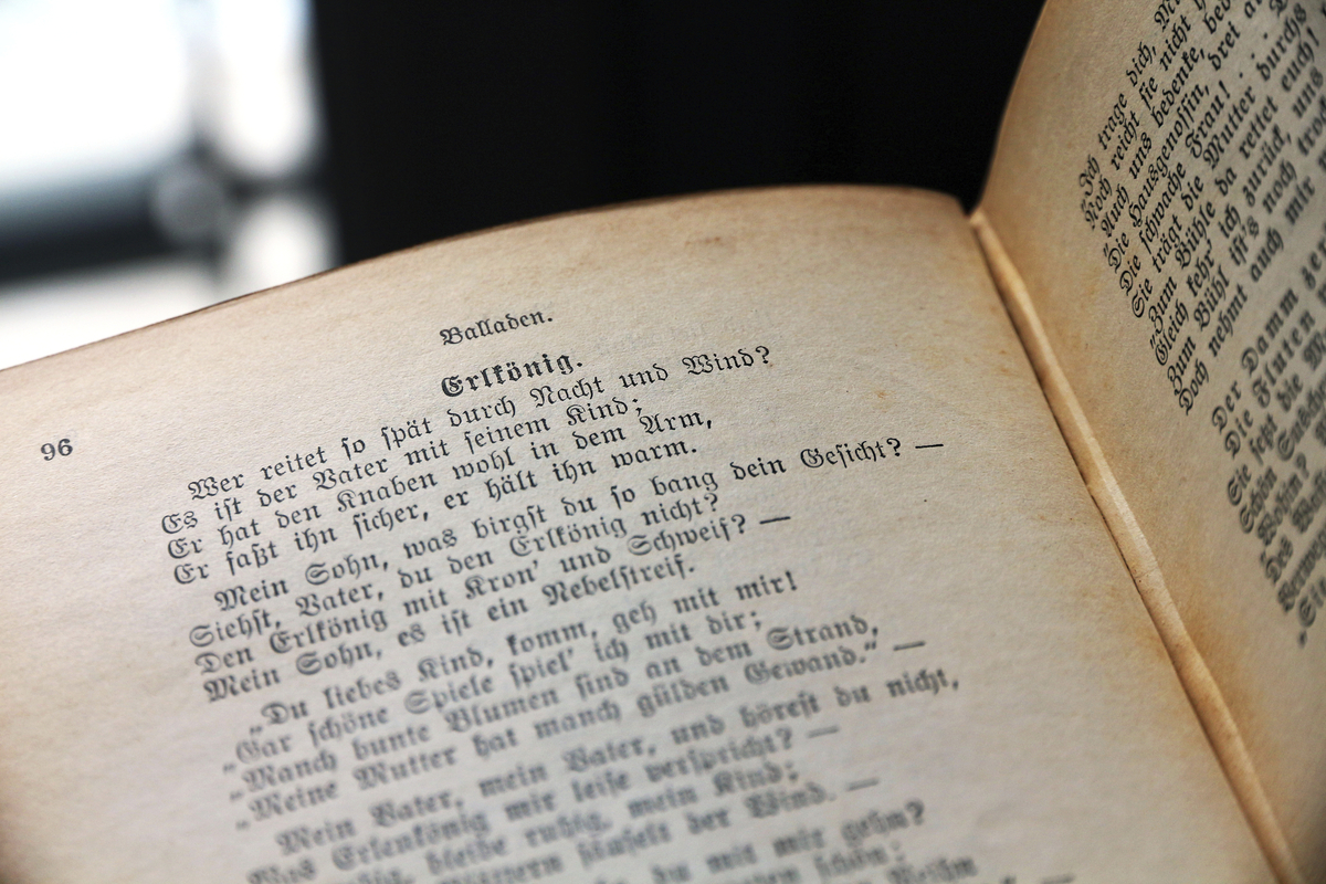 Caledonian Canal, Fort Augustus - © shutterstock_120699325