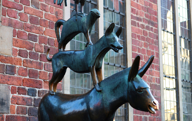 Anreise nach Asien - © Jag_cz - stock.adobe.com