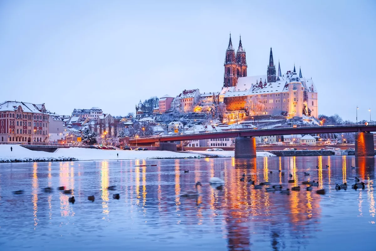 Meißen an der Elbe im Winter - © Daniel Bahrmann - stock.adobe.com