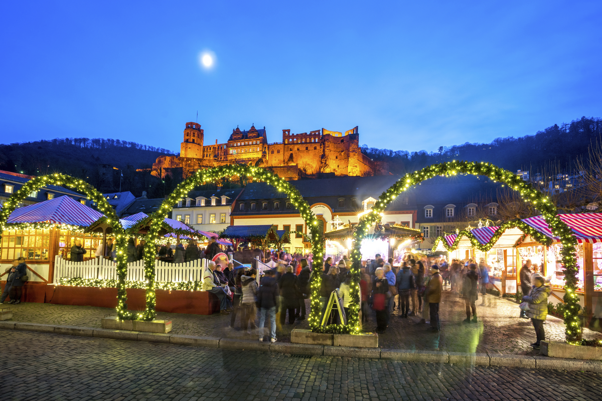 Weihnachtsmarkt, Heidelberg - © Sina Ettmer - stock.adobe.com