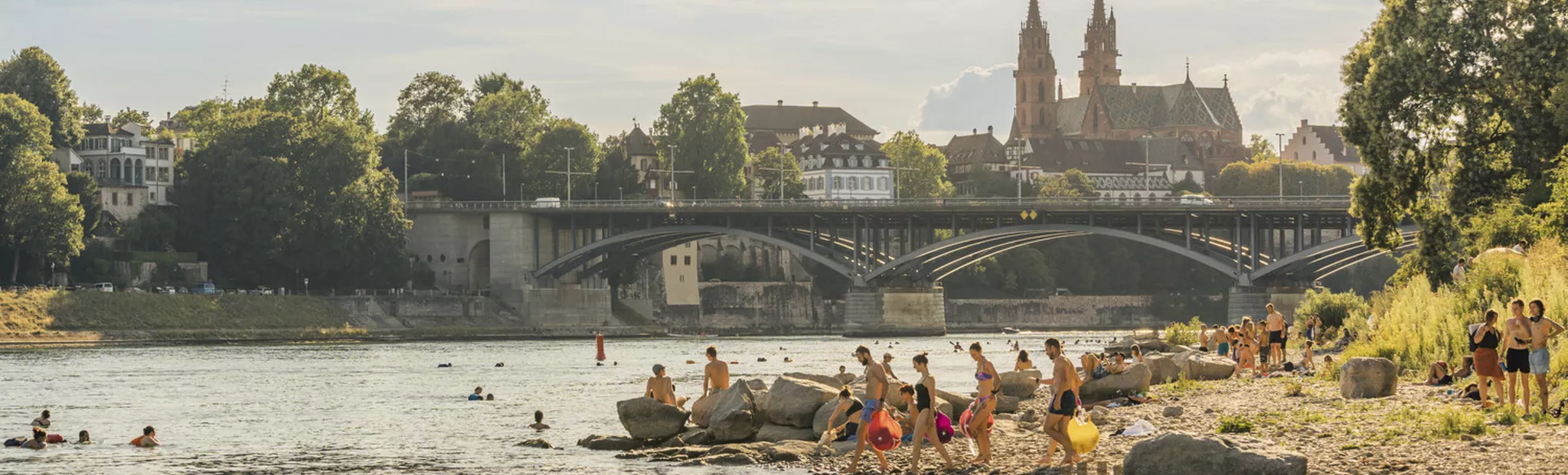 ST-Kurzclip Rheinschwimmen 2022 - © Basel Tourismus