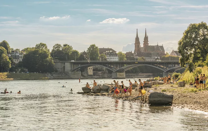 ST-Kurzclip Rheinschwimmen 2022 - © Basel Tourismus