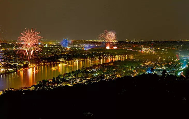 Rhein in Flammen - © Stefan Krber - Fotolia
