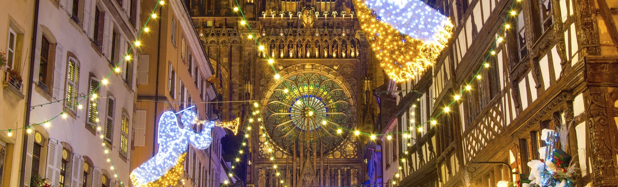 Christkindelsmärik, Strasbourg - © Â©Alexi Tauzin - stock.adobe.com