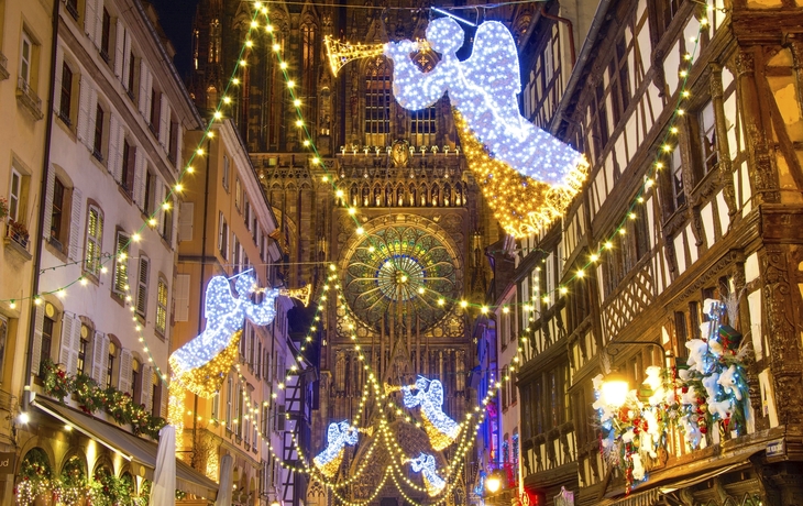 Christkindelsmärik, Strasbourg - © Â©Alexi Tauzin - stock.adobe.com