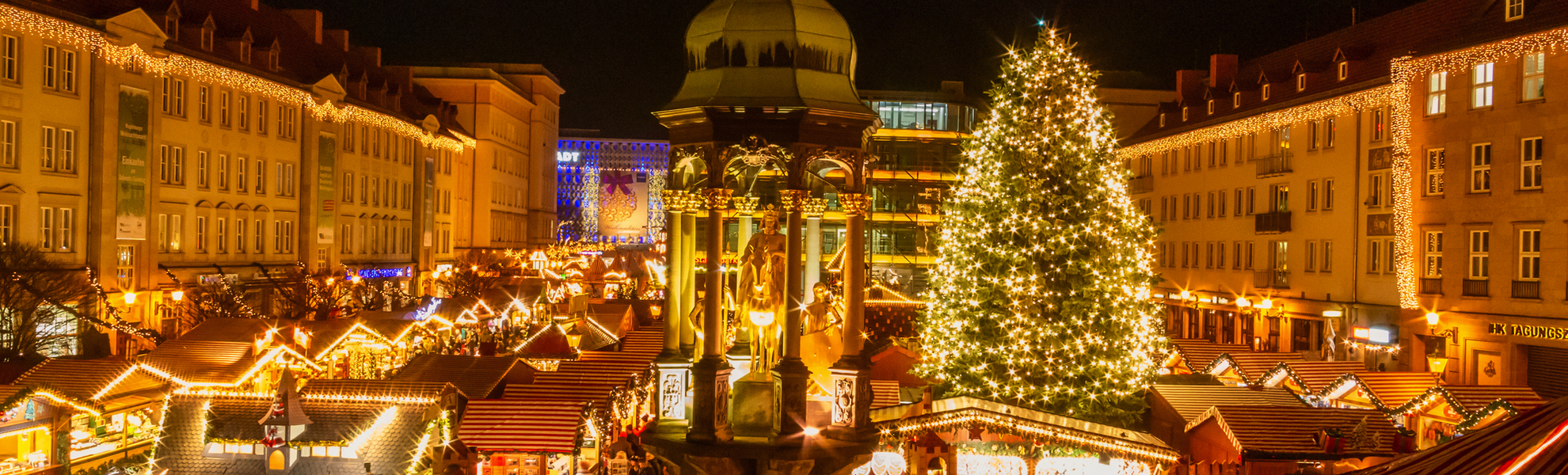 Magdeburger Weihnachtsmarkt auf dem Alten Markt - © Andrea Schwingel - stock.adobe.com