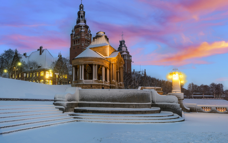 Haken-Terrassen in Stettin in winterlicher Landschaft - © Mike Mareen - stock.adobe.com