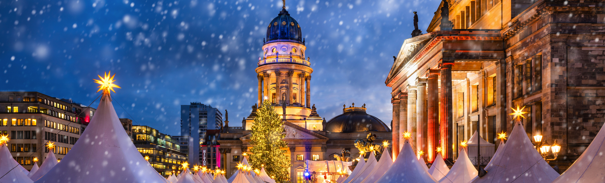 Weihnachtsmarkt am Gendarmenmarkt in Berlin, Deutschland - © eyetronic - stock.adobe.com