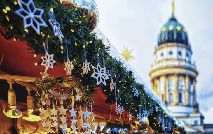 Weihnachtsmarkt Berlin - © Roman Babakin - stock.adobe.com