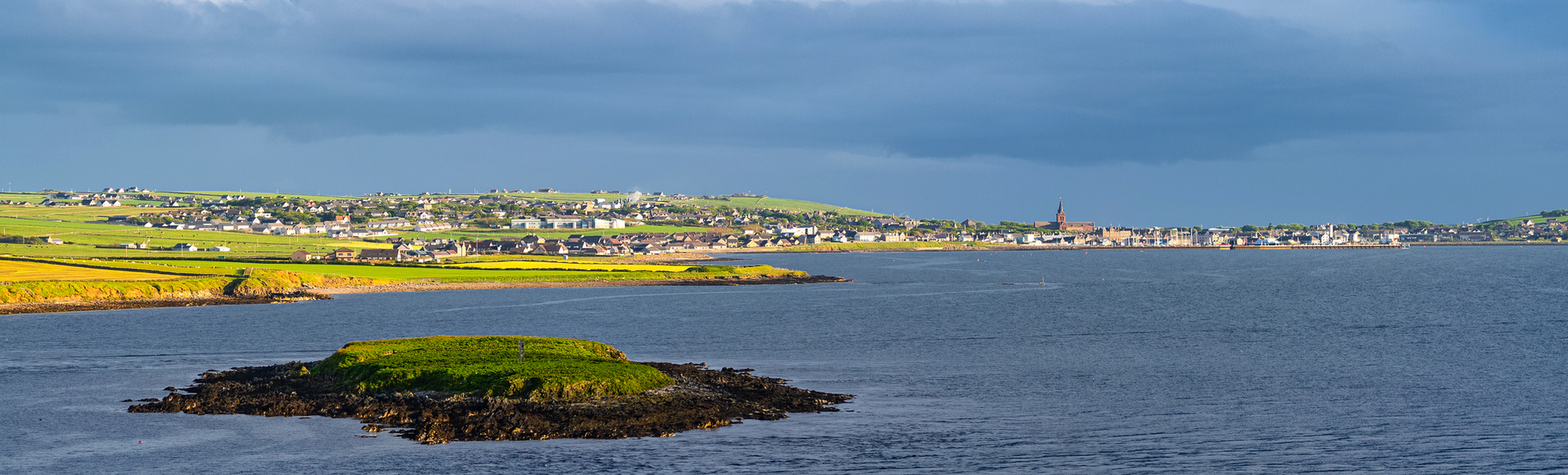 Kirkwall, die alte Hauptstadt der Orkneyinseln - © giumas - stock.adobe.com
