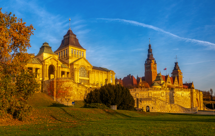 © Mike Mareen - stock.adobe.com - Hakenterrasse in Stettin
