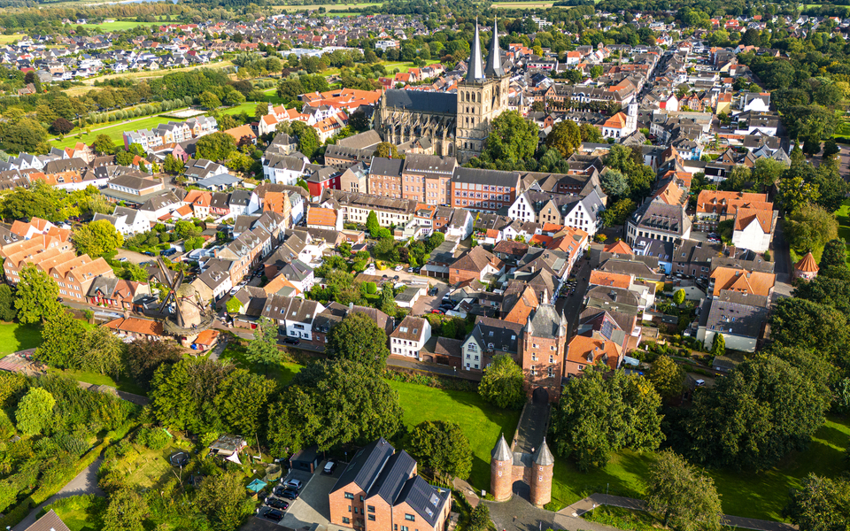 Xanten am Niederrhein aus der Vogelperspektive - © mitifoto - stock.adobe.com