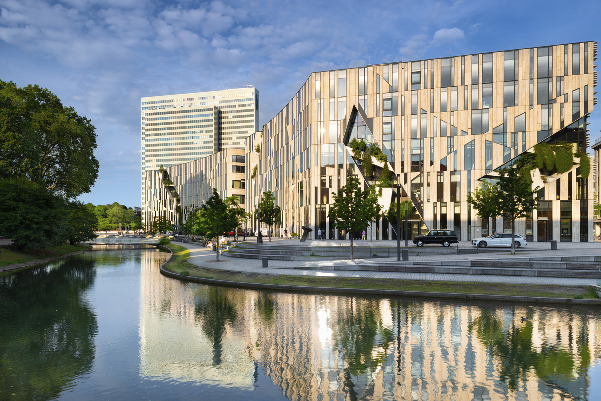 Shopping im Kö-Bogen, Düsseldorf - © Francesco Carovillano