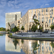 Shopping im Kö-Bogen, Düsseldorf