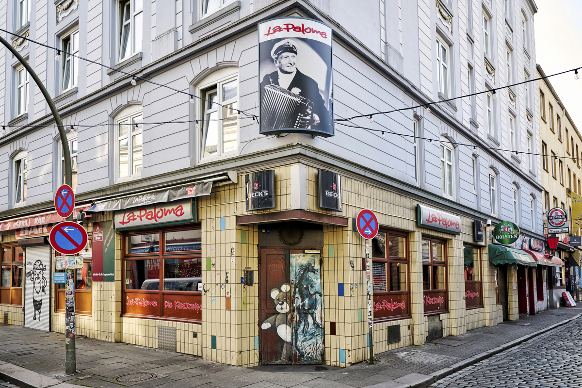 Kiez Bar in St.Pauli, Hamburg - © (c)floriantrykowski.de