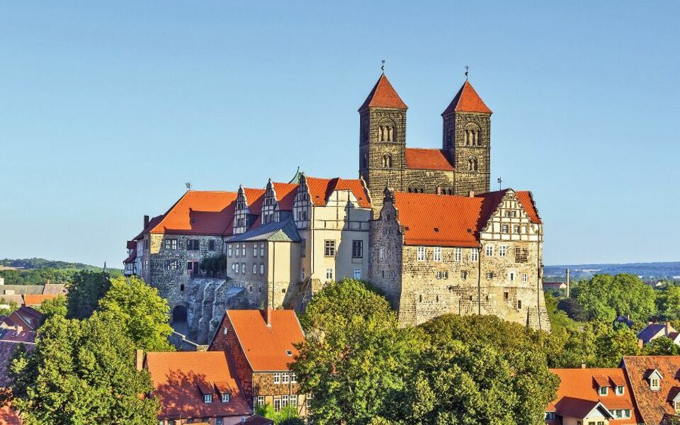 Quedlinburger Schloss und Stiftskirche  - © borisb17 - Fotolia