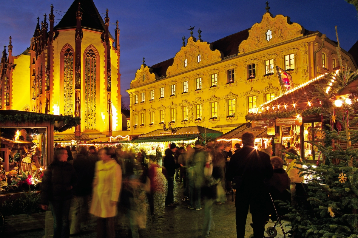Weihnachtsmarkt in Würzburg - © Congress-Tourismus-Würzburg, Andreas Bestle