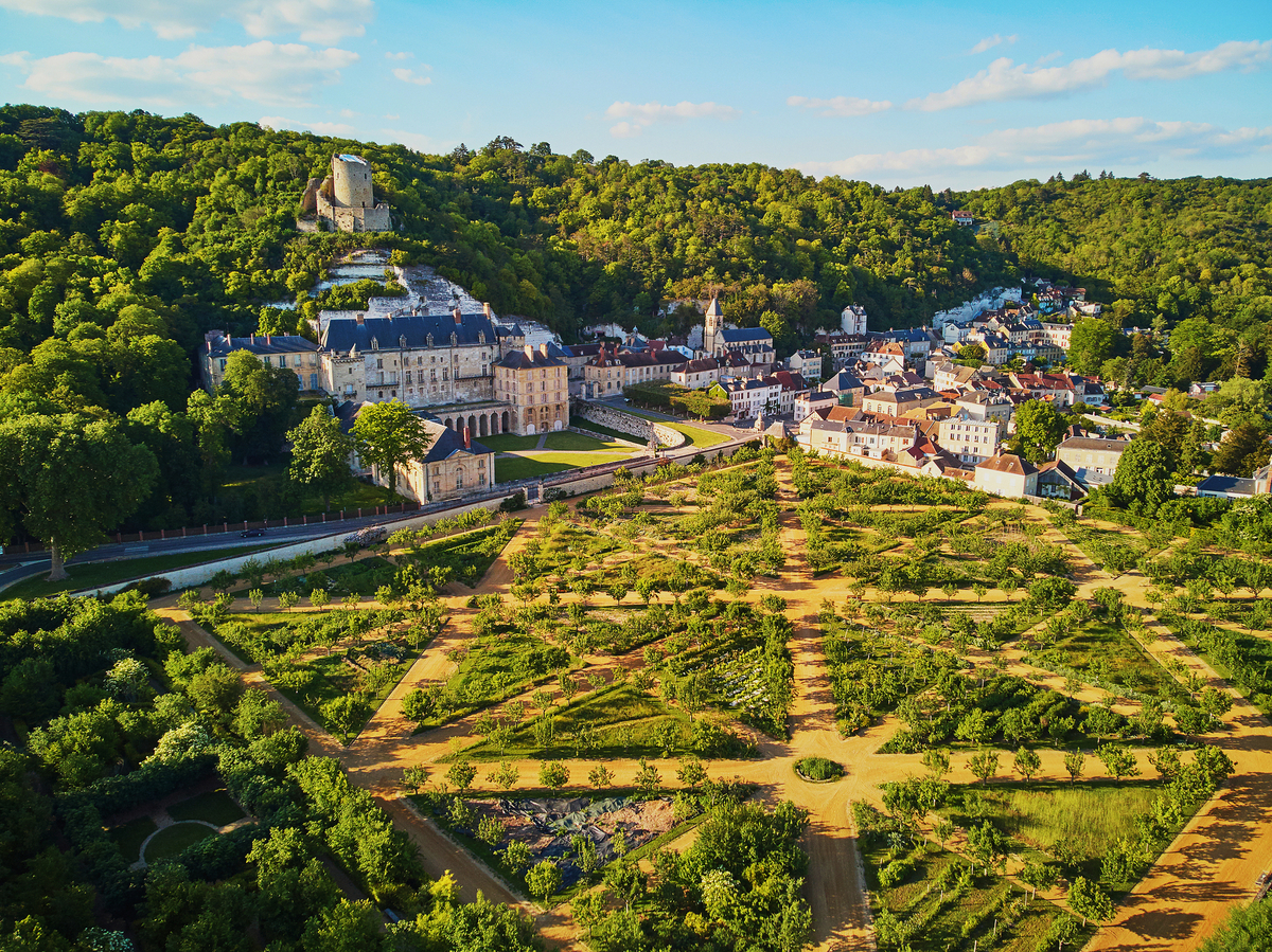 Schloss La Roche-Guyon - © Ekaterina Pokrovsky - stock.adobe.com