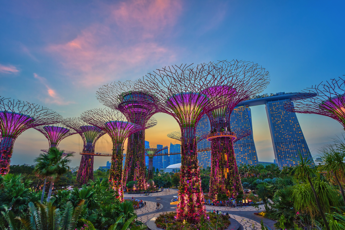 Sonnenuntergang in Singapur - © Noppasinw - stock.adobe.com