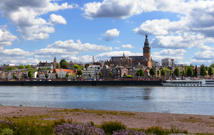 Nijmegen an der Maas - © Karin Kleist - stock.adobe.com