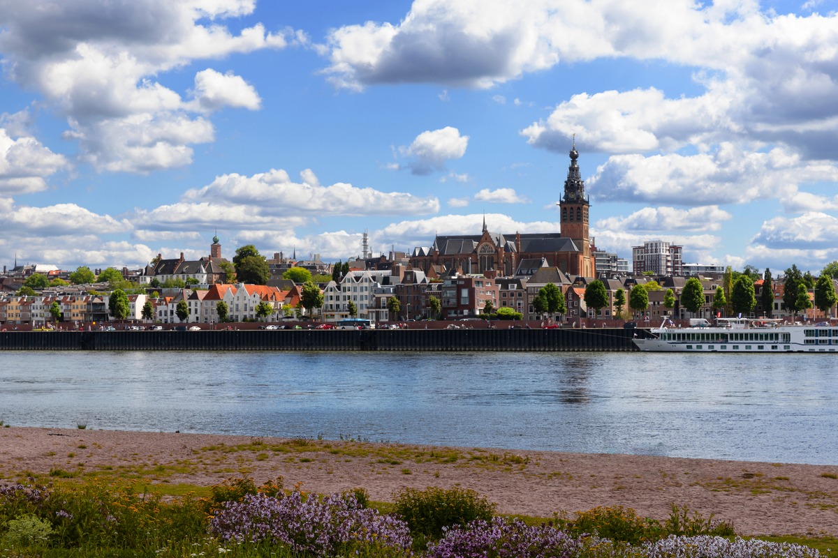 Nijmegen an der Maas - © Karin Kleist - stock.adobe.com