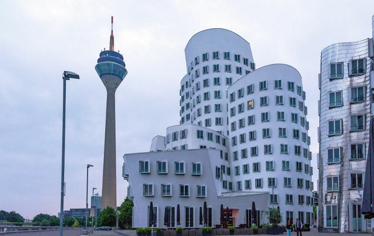 Medienhafen Düsseldorf (Gehry-Bauten)