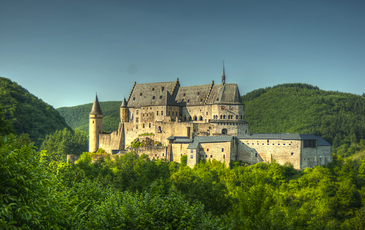 Burg Vianden in Luxemburg - © oxilis - stock.adobe.com